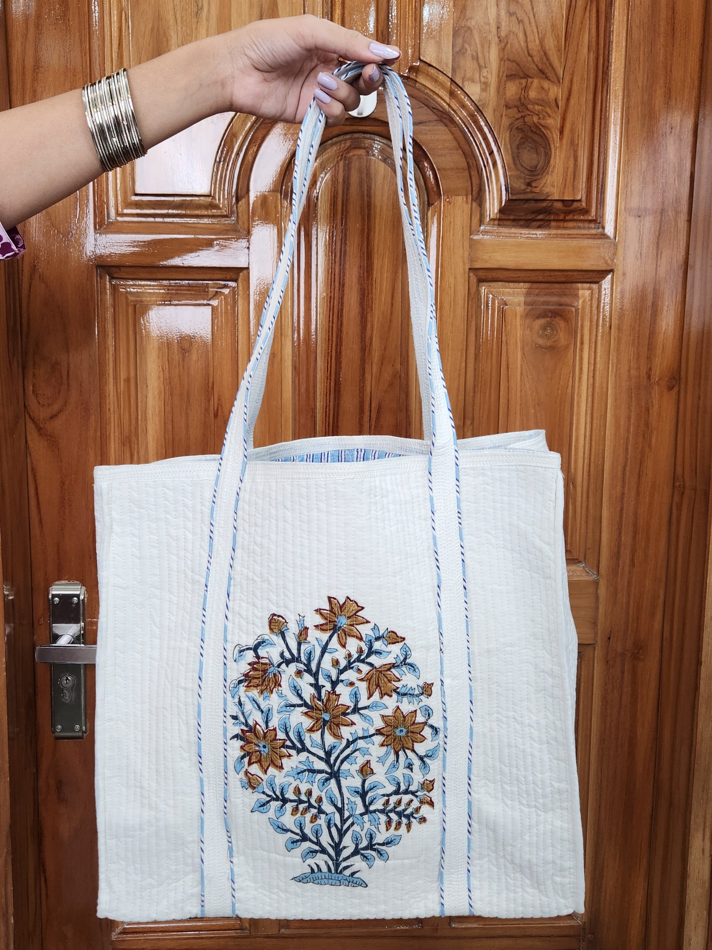 TOTE BAG