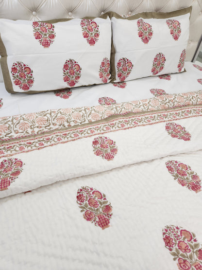 HANDBLOCKED DOUBLE BED QUILT  /  AC COMFORTER