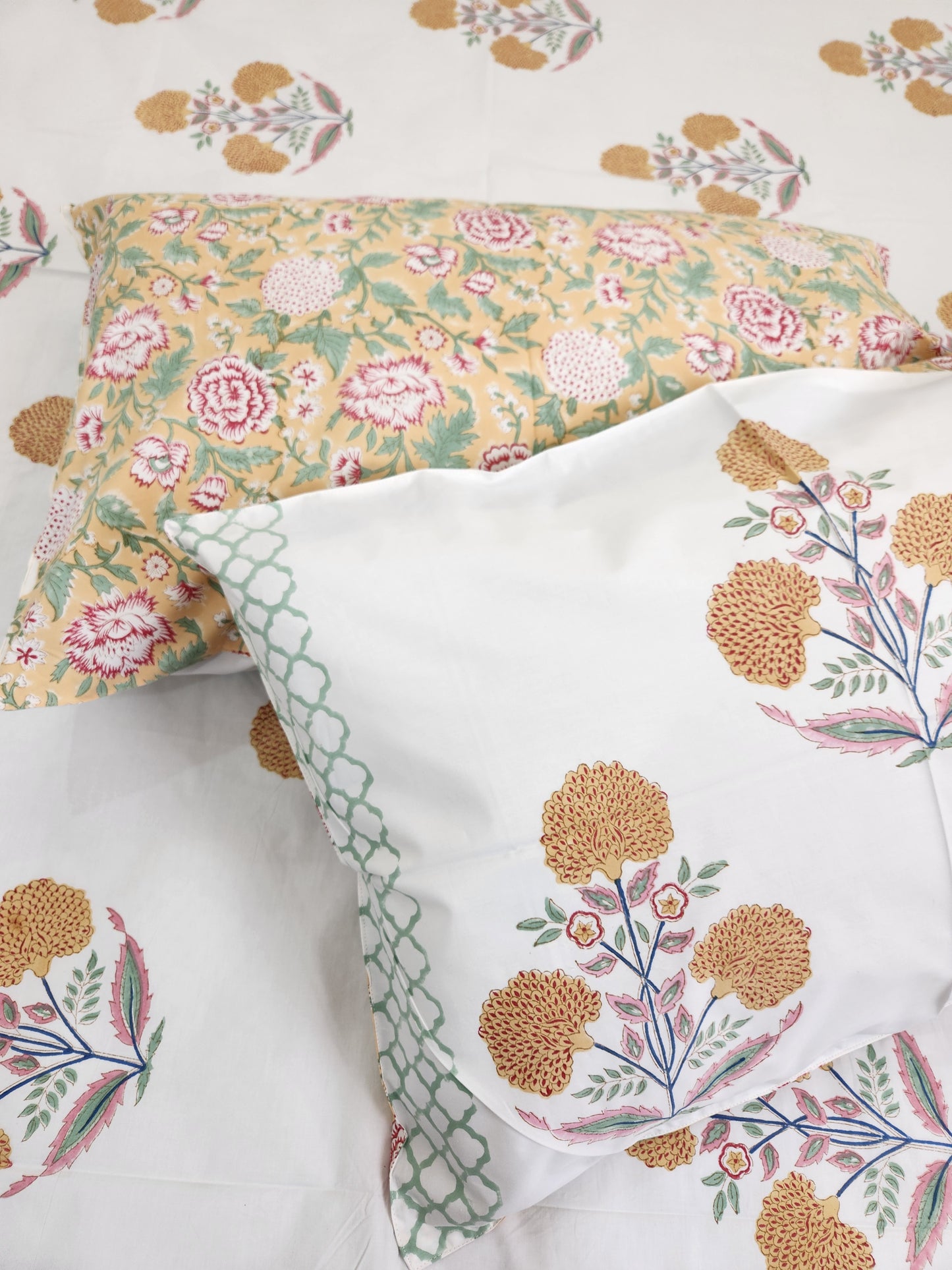 HAND BLOCK PRINTED PERCALE COTTON BEDSHEET WITH TWO PILLOW COVERS