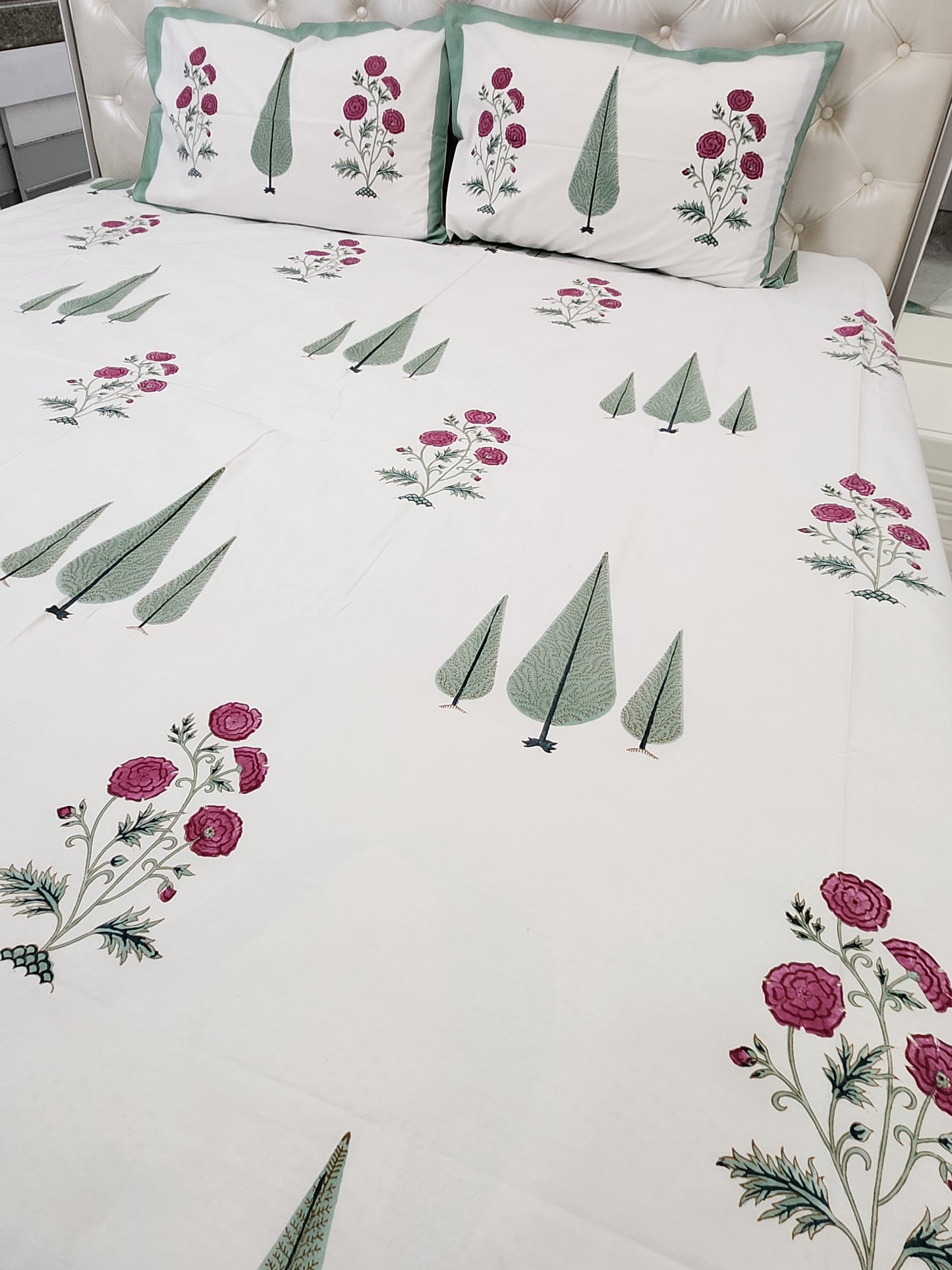 HAND BLOCK PRINTED  PERCALE COTTON BEDSHEET WITH TWO PILLOW COVERS