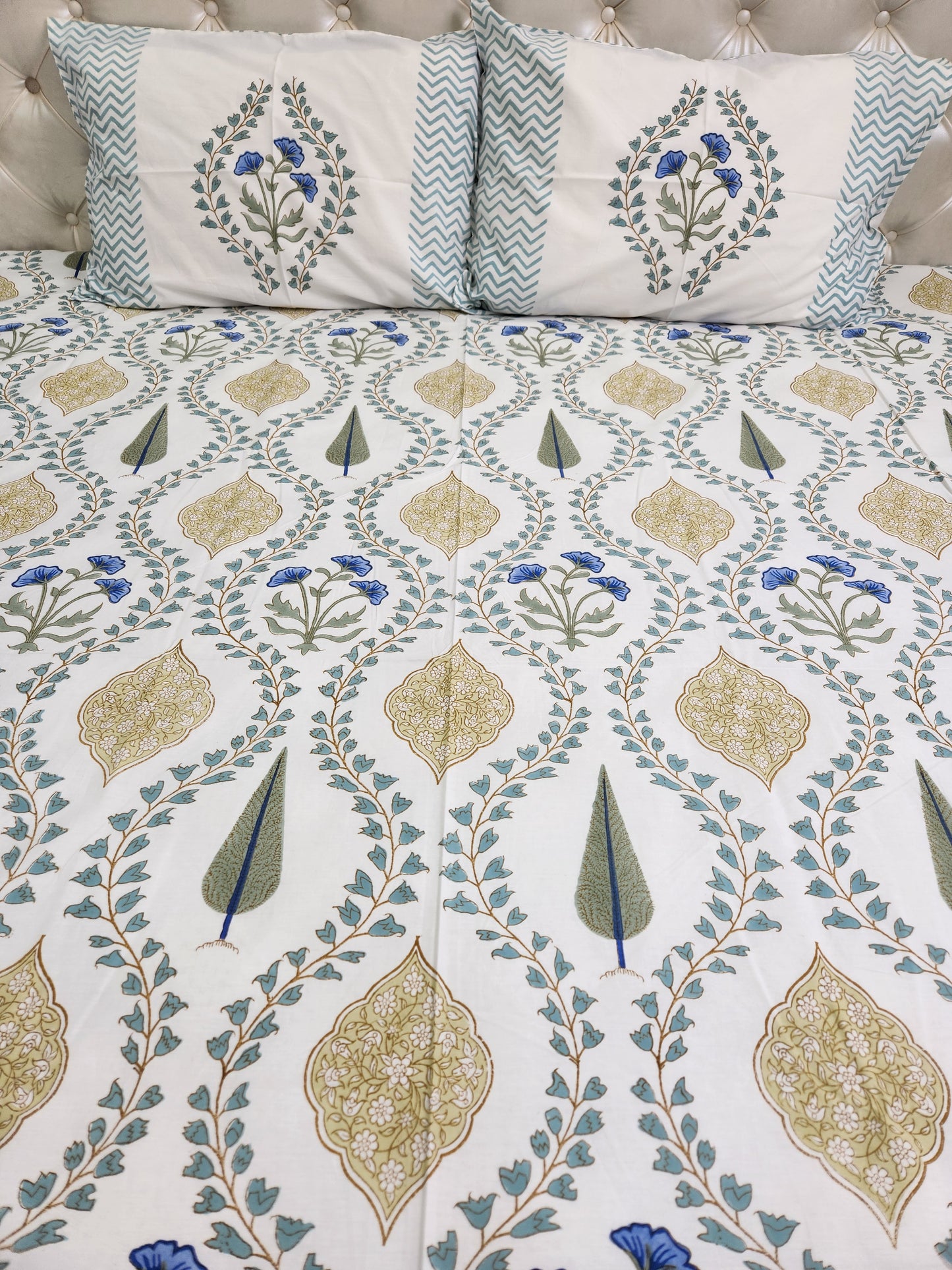 HAND BLOCK PRINTED BEDSHEET WITH TWO PILLOW COVERS