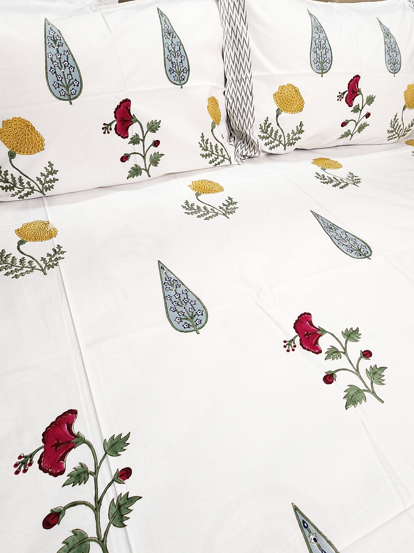 RAJWADI RADIANCE HAND BLOCK PRINTED BEDSHEET WITH TWO PILLOW COVERS